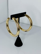 Load image into Gallery viewer, SHE THICC “C” HOOP EARRINGS

