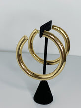 Load image into Gallery viewer, SHE THICC “C” HOOP EARRINGS
