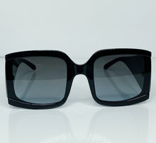 Load image into Gallery viewer, RICH AUNTEE “BLACK CLEAR TINT” SUNNIES
