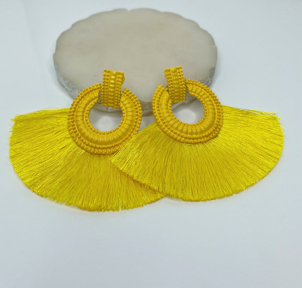 VACAY “YELLOW” DROP EARRINGS