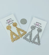 Load image into Gallery viewer, RETRO &quot;TRIANGLE&quot; DROP EARRINGS SET
