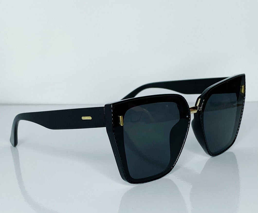 LA BELLA “BLACK” SUNNIES